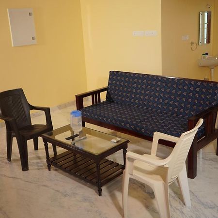 Ssk Home Stay Пондичерри Экстерьер фото